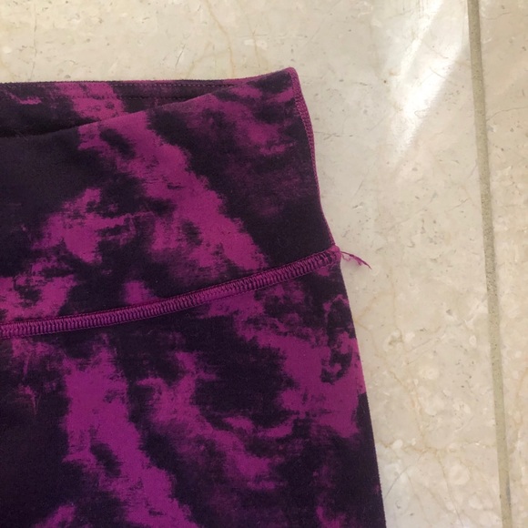 Lululemon Tie Dye Wunder Unders - Picture 3 of 13